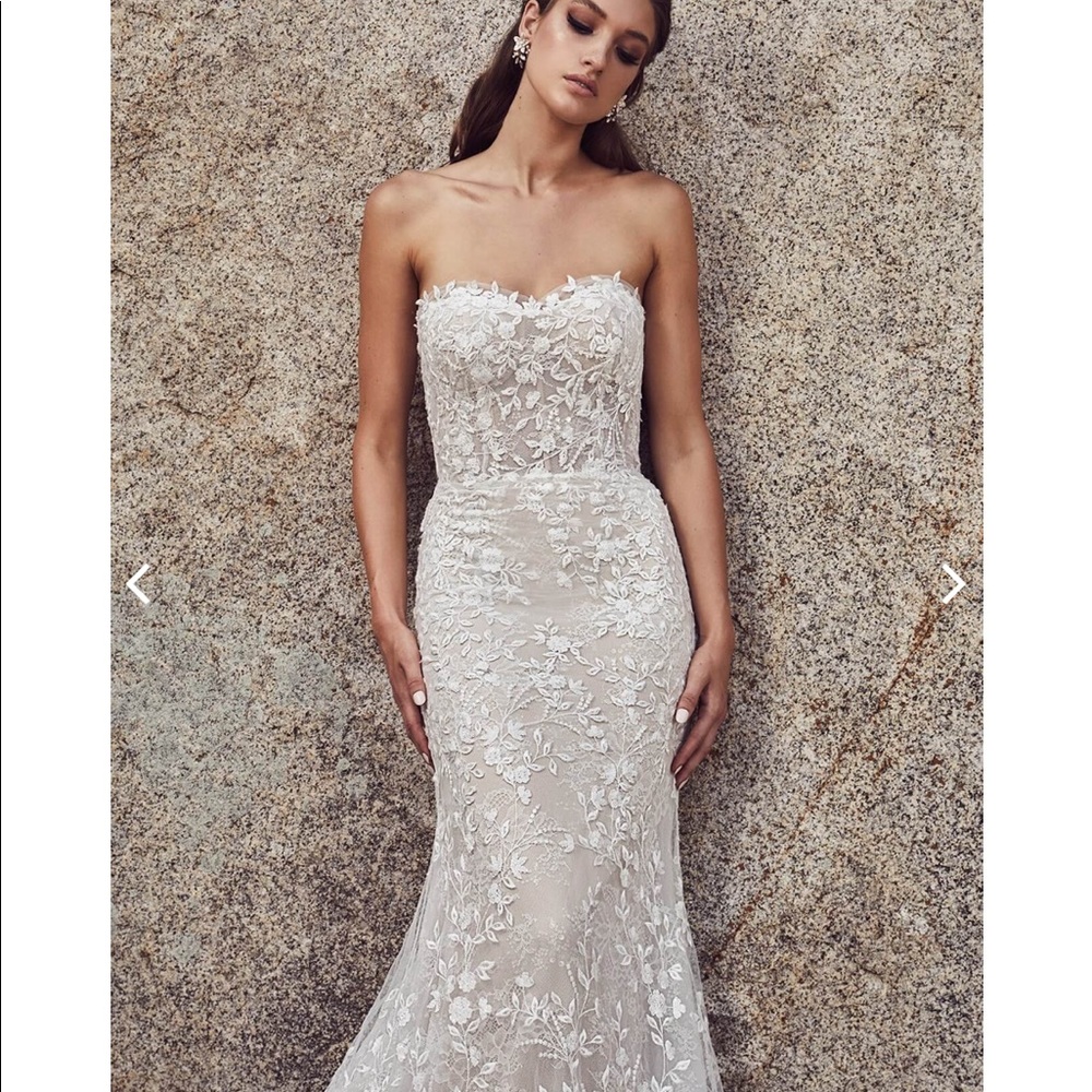 Calle Blanche 19111 Shannon strapless floral wedding dress.